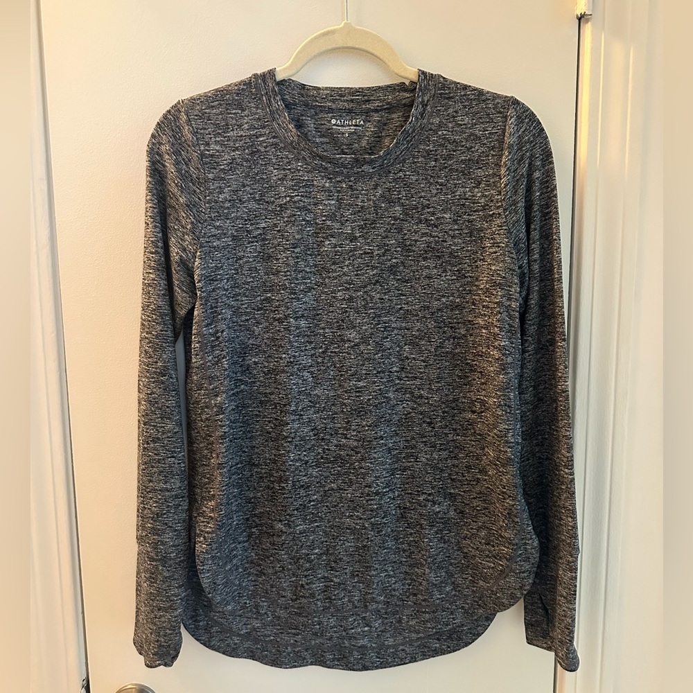 ATHLETA Women’s Heathered Charcoal Gray Long-Sleeve Crew Top